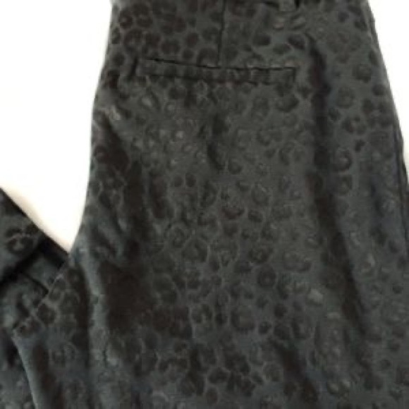 Gap skinny ankle black leopard print pants - Picture 3 of 4